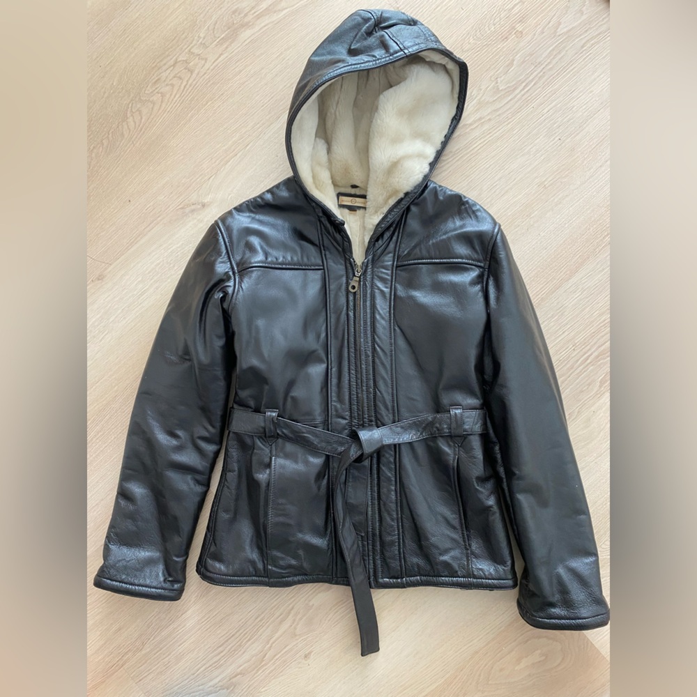 Wilson’s Leather brown, belted leather jacket size small